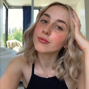 Meet your Posher, Samantha